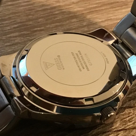 GUESS Women's Silver Tone Watch With Clear Crystals Around The Bezel - Picture 7 of 7